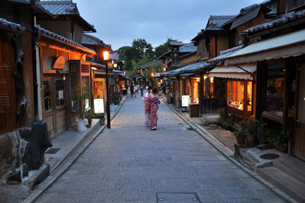 A quiet Gion Street at dusk 