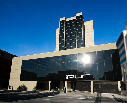 Hotel Pur Quebec City Front Entrance
