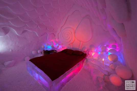 Ice Hotel bedroom red