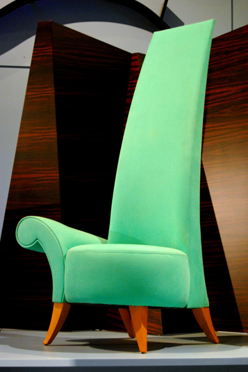 Montreal Museum of Arts quebec, green chair 