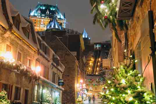 Quebec Abracadabra city night 