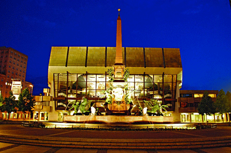 Leipzig fountain night