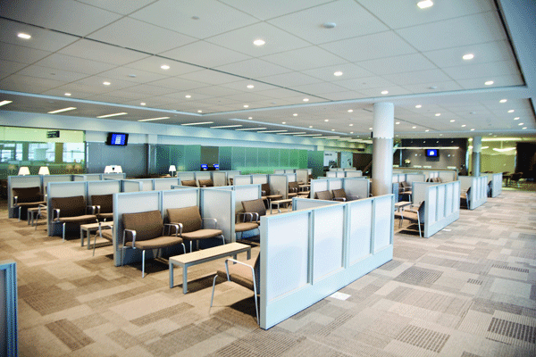 Porter-Air-Lounge-privacy