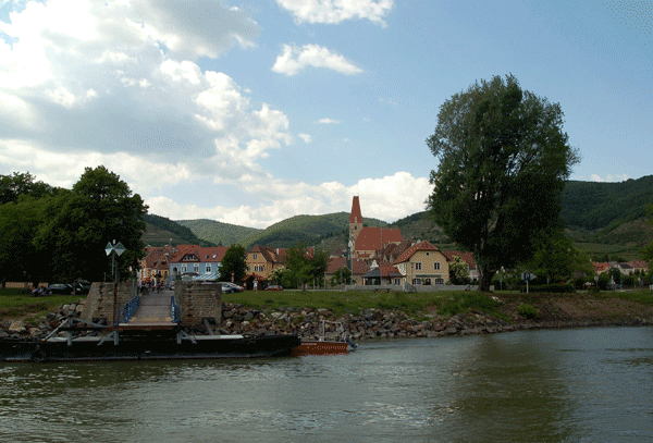 Weissenkichen-on-Danube