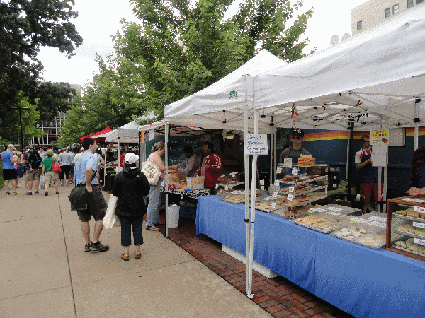 Travel Squire - Madison - Eat Around - Farmer's Market Vendors