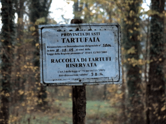 Truffle Preserve sign