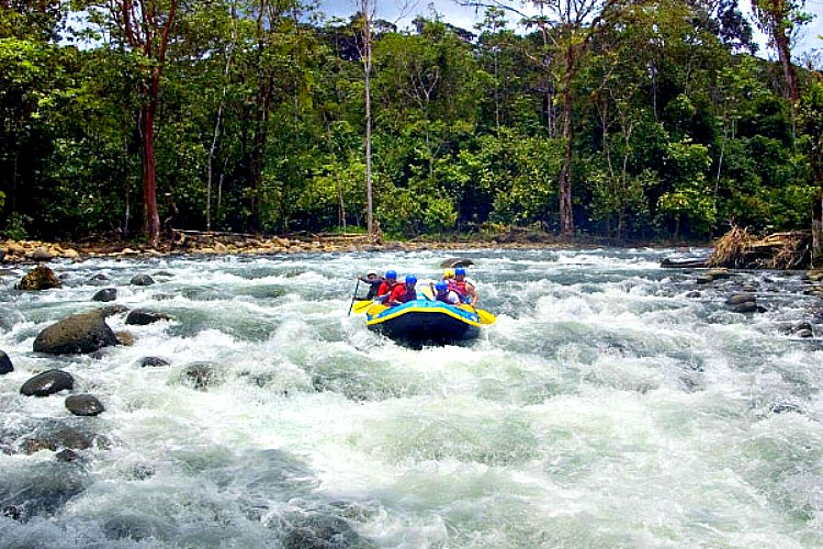 Whitewater Rafting is among the Costa Rica highlights | TravelSquire