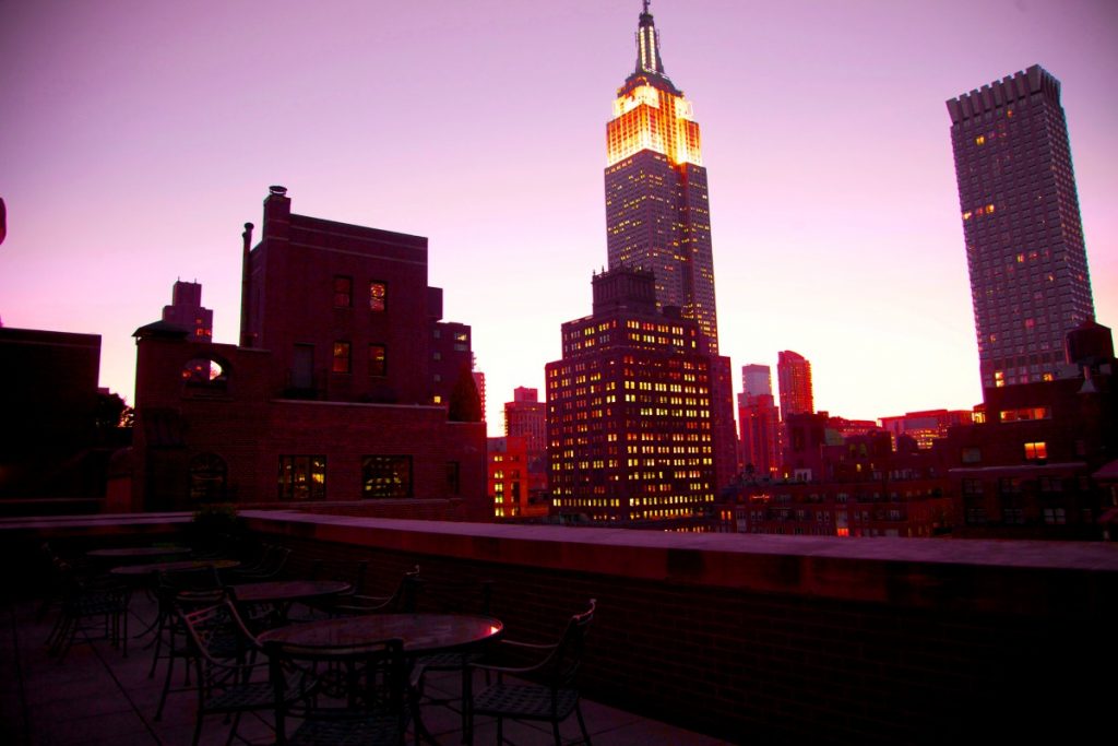 Celebrate at Best Rooftop Bars in New York - Travel Squire