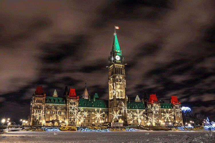 Parliament-Hill-at-Christmastime-OPT