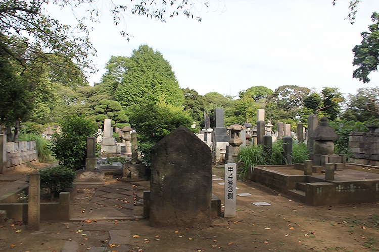 Yanaka-Cemetery Tokyo Japan