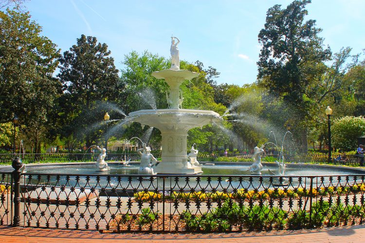 Forsyth Park in Savannah on TravelSquire