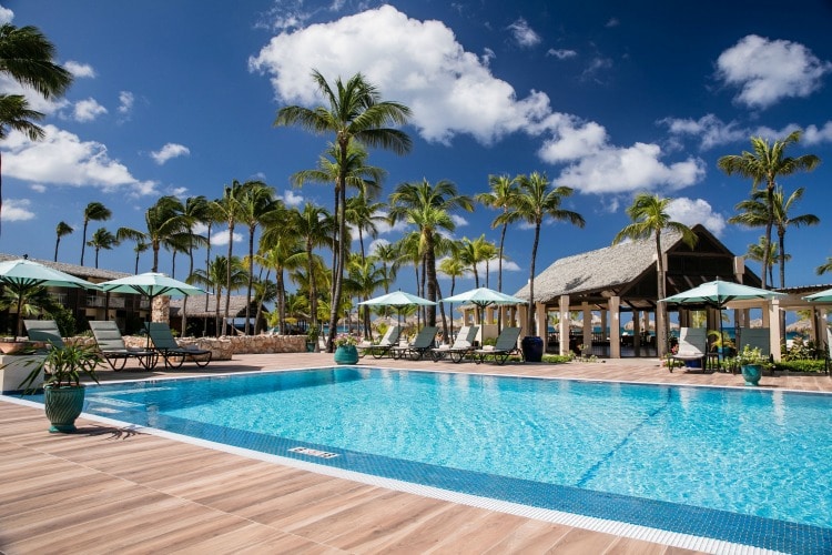 Manchebo Beach Resort Infinity Pool on TravelSquire