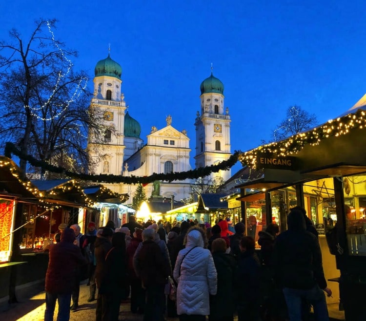 Christmas market river cruise on TravelSquire