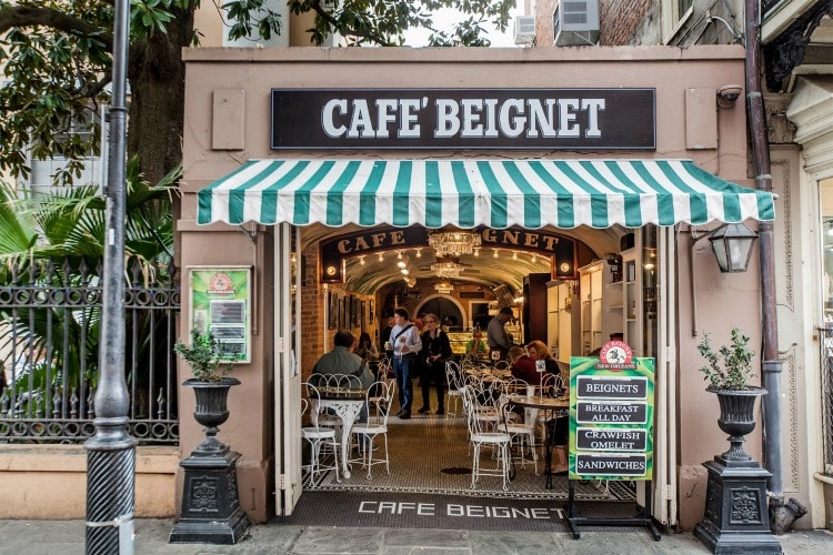 Cafe Beignet in the New Orleans highlights on TravelSquire