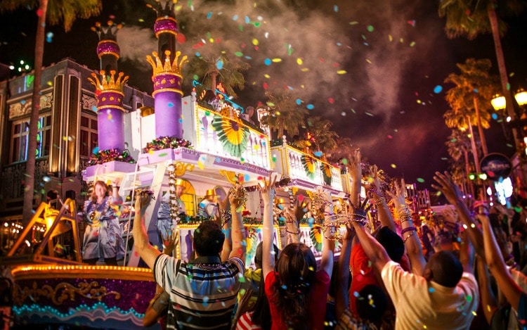 Mardi Gras Parade & more New Orleans Highlights on TravelSquire