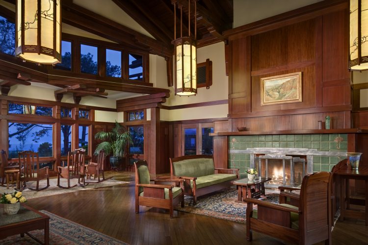 Torrey Pines Lodge lobby on TravelSquire