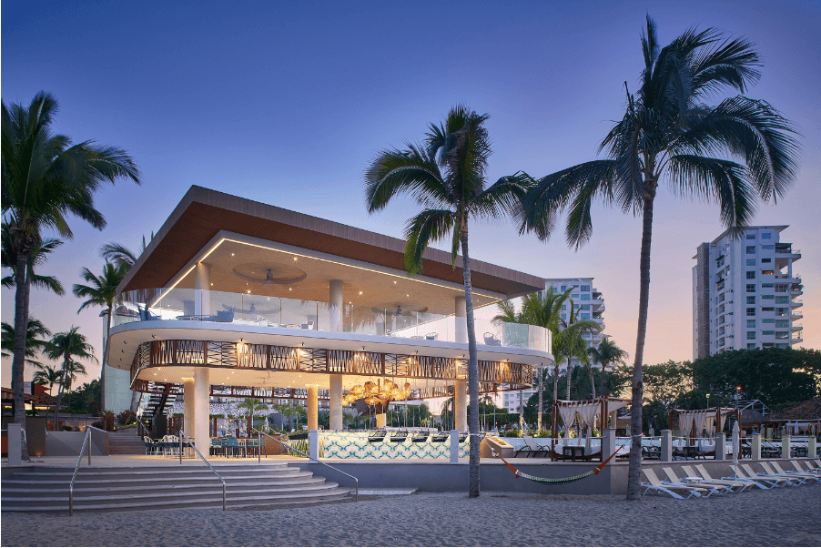 Puerto Vallarta nosh from the beach