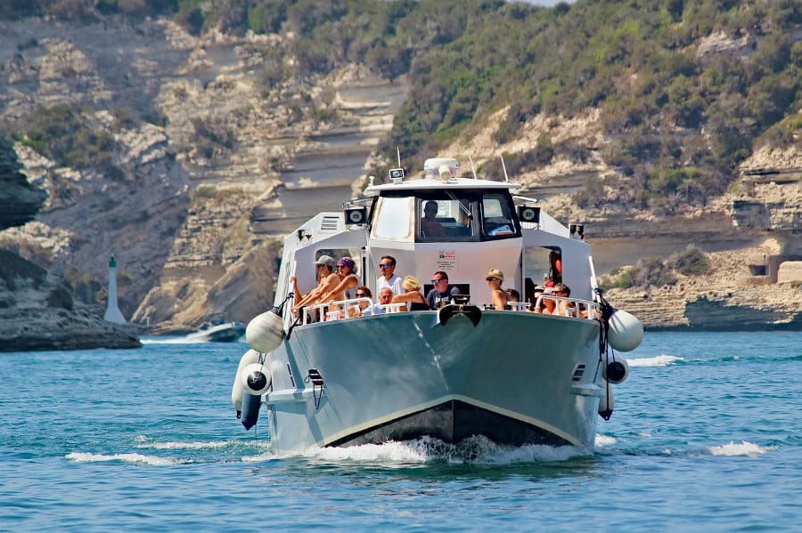 ship-8308680_1280