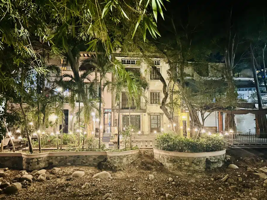 Le Bistro Restaurant