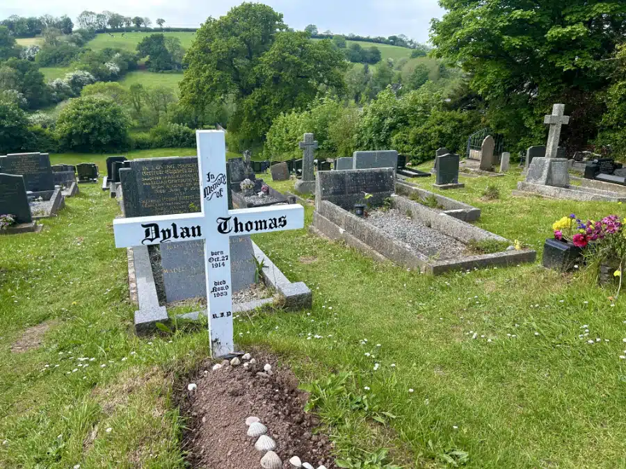 Dylan Thomas cemetery