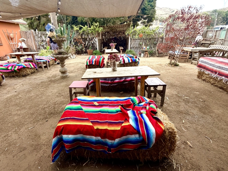 Colorful Mexican farmhouse restaurant El Arroyo